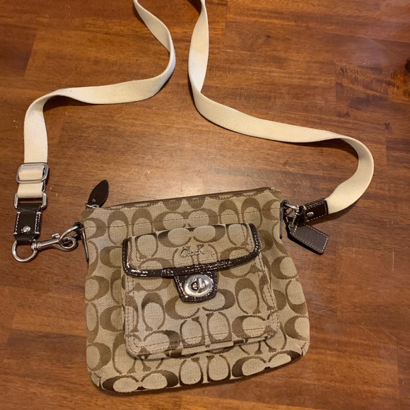 coach side purse